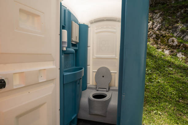 Best Porta potty delivery and setup  in Baraga, MI
