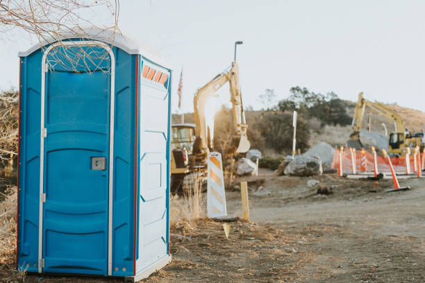 Best Portable toilet rental cost  in Baraga, MI